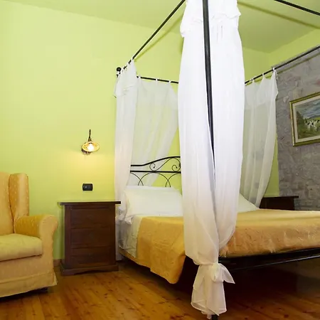 La Foresteria Di San Leo Landhaus Trivigno