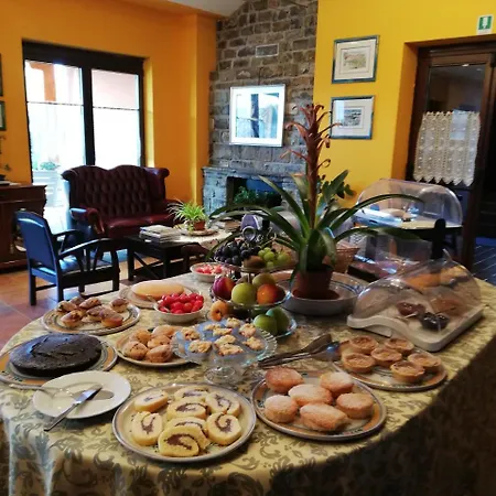 Landhaus La Foresteria Di San Leo